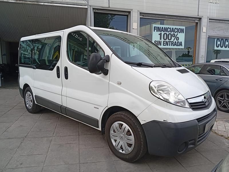 Usado Opel Vivaro Edition 114 HP (83 kW) 2013 Branco Monovolume