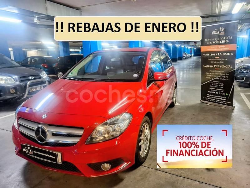 Rojo Usado 2012 Mercedes B180 Monovolumen | 10.890 € (Caro) - Imagen 1/4