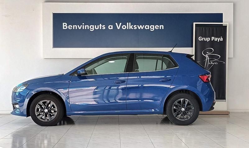 Usado Skoda Fabia Ambition 80 CV (58 kW) 2023 Azul Utilitario