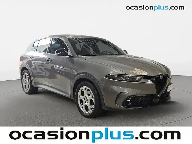 Usado Alfa Romeo Tonale Sprint 130 CV (95 kW) 2022 Gris SUV
