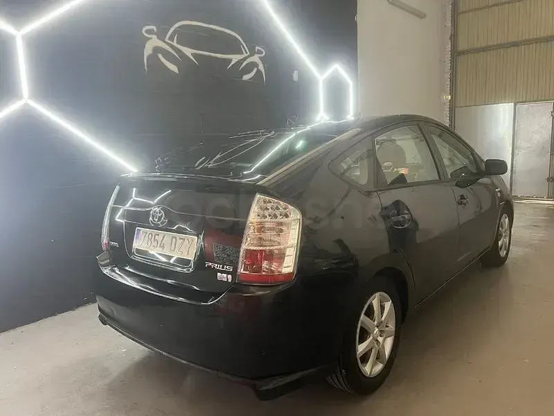 Usado Toyota Prius 112 CV (82 kW) 2007 Negro Utilitario