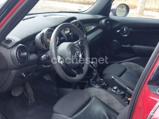 Usado Mini Cooper SD 170 CV (125 kW) 2017 Rojo Utilitario
