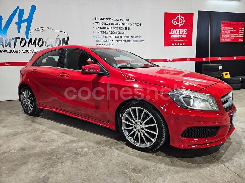 Usado Mercedes A200 AMG line 136 CV (100 kW) 2015 Rojo Berlina