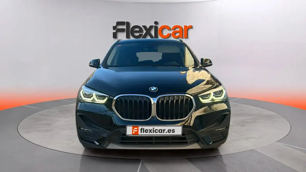 Używany BMW X1 116 KM (85 kW) 2021 Czarny SUV