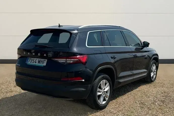 Usado Skoda Kodiaq Ambition 150 CV (110 kW) 2023 Negro SUV