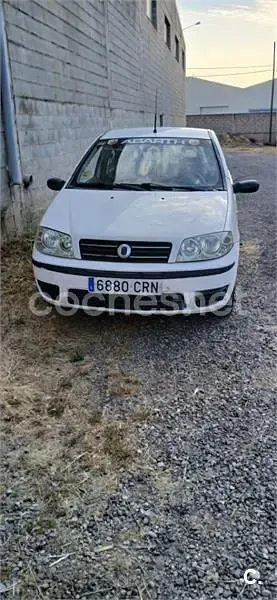 Usado Fiat Punto Active 60 CV (44 kW) 2004 Blanco Utilitario