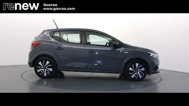 Usado Dacia Sandero Expression 101 CV (74 kW) 2025 Gris Berlina