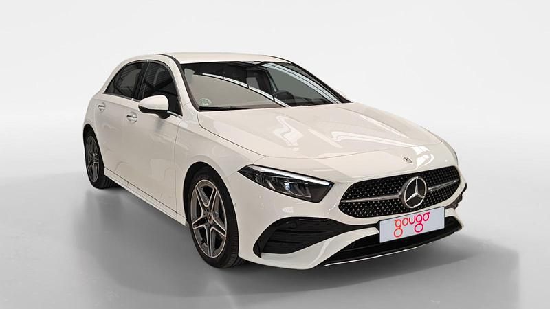 Usado Mercedes A200 AMG line 150 CV (110 kW) 2024 Blanco polar Berlina