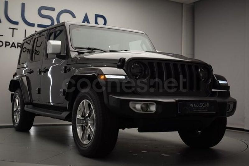 Usado Jeep Wrangler Unlimited Sahara 200 CV (147 kW) 2019 Gris / plata SUV