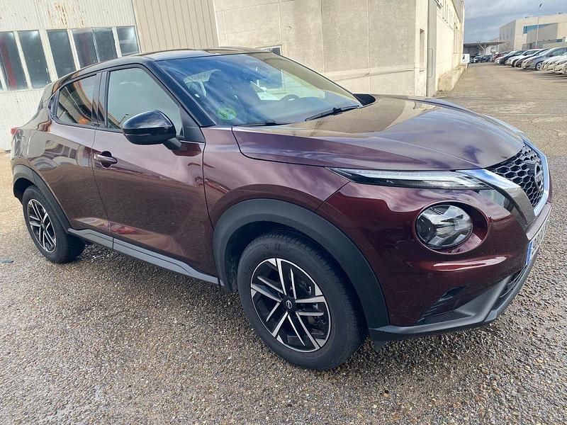 Usado Nissan Juke N-Connecta 114 CV (83 kW) 2025 Granate SUV
