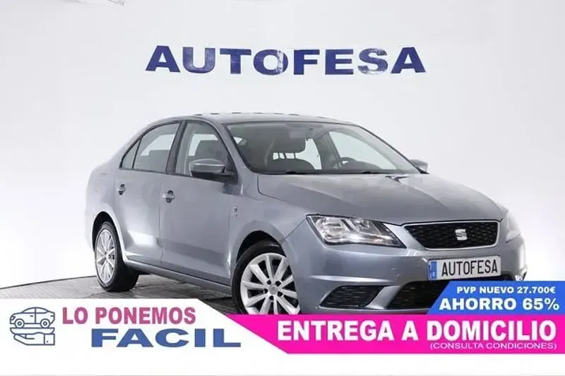 Usado Seat Toledo Style 105 CV (77 kW) 2014 Gris Berlina
