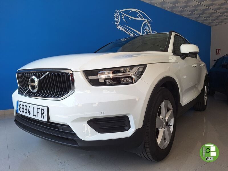 Blanco Usado 2020 Volvo XC40 Momentum SUV | 21.500 € (Precio justo) - Imagen 1/4