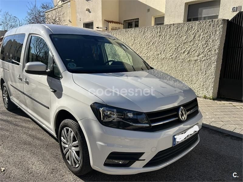 Usado VW Caddy Maxi Trendline 150 CV (110 kW) 2016 Blanco Monovolumen