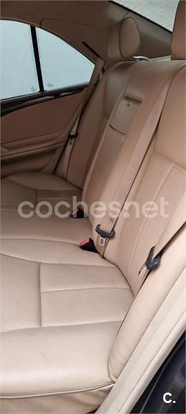 Usado Mercedes E270 Classic 177 CV (130 kW) 2005 Verde Berlina