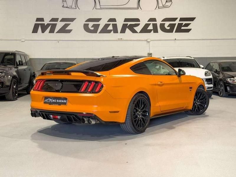 Usado Ford Mustang GT 418 CV (307 kW) 2016 Naranja Coupe