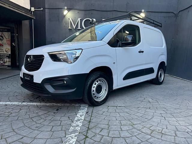 Usado Opel Combo 102 CV (75 kW) 2023 Blanco Monovolumen