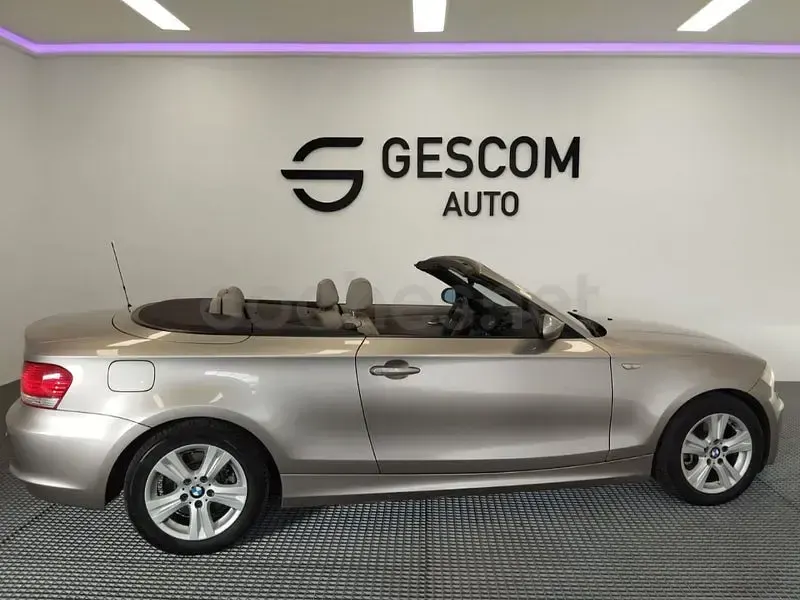 Usado BMW 118 Cabriolet 143 CV (105 kW) 2009 Beige Descapotable