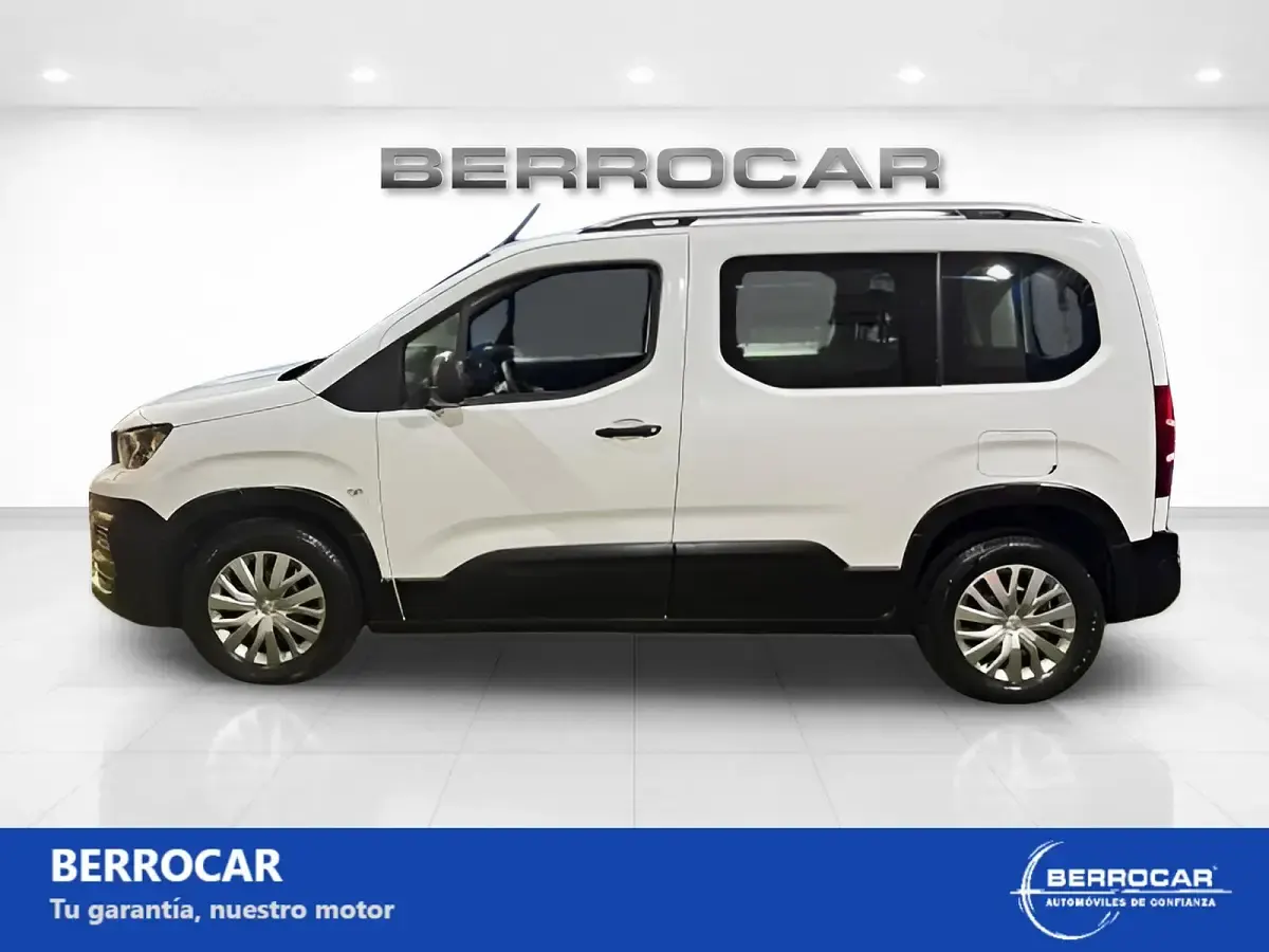 Usado Peugeot Rifter Active 100 CV (73 kW) 2020 Blanco Monovolumen