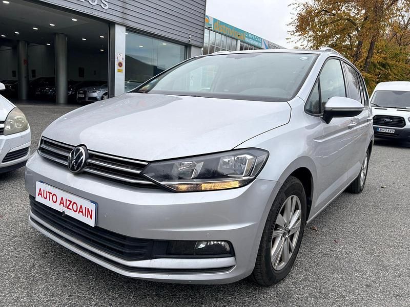 Gris / plata Usado 2020 VW Touran Business Monovolumen | 17.990 € (Buen precio) - Imagen 1/4