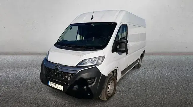 Usado Citroën Jumper 140 CV (102 kW) 2021 Blanco Monovolumen