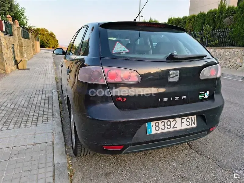 Usado Seat Ibiza Reference 70 CV (51 kW) 2007 Negro Utilitario