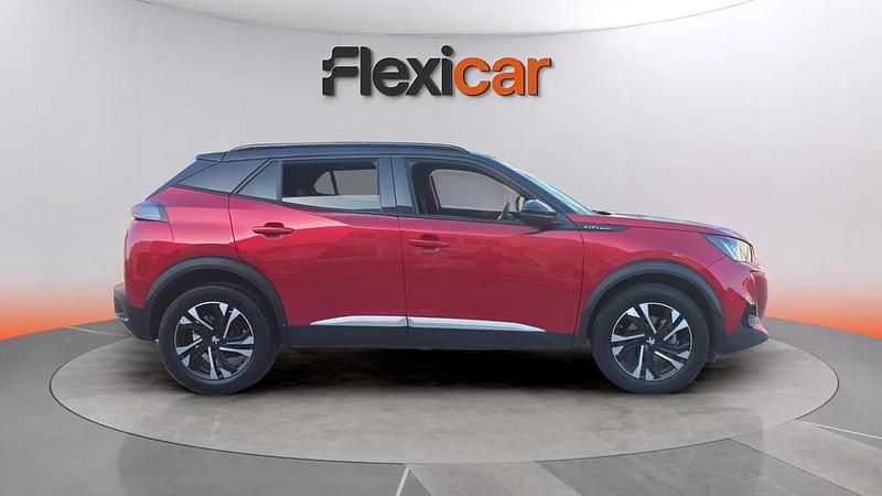 Usado Peugeot 2008 Allure 131 CV (96 kW) 2020 Rojo SUV