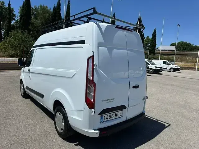 Usado Ford Transit Custom Trend 130 CV (95 kW) 2022 Blanco Berlina