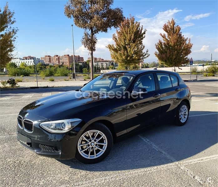 Usado BMW 118 Comfort Edition 136 CV (100 kW) 2014 Negro Utilitario
