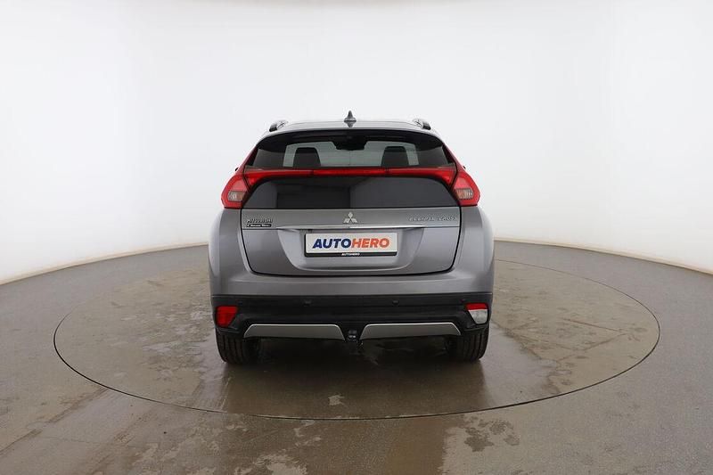 Usado Mitsubishi Eclipse Cross Motion 163 CV (119 kW) 2018 Gris SUV