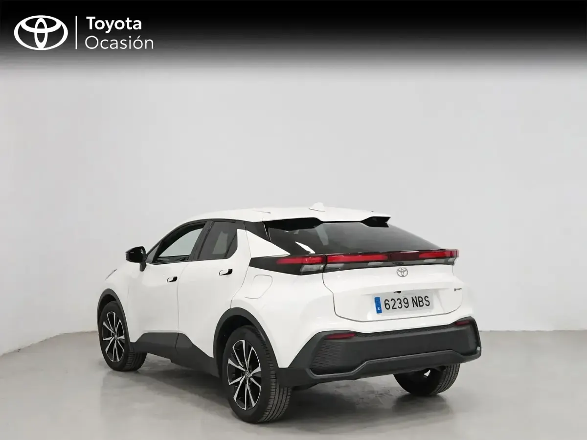 Usado Toyota C-HR Advance 223 CV (164 kW) 2025 Blanco SUV
