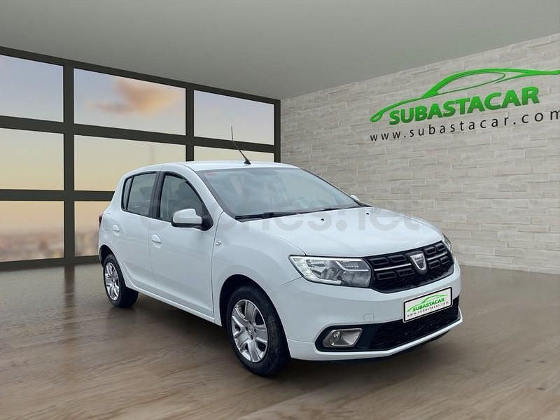 Usado Dacia Sandero Comfort 95 CV (69 kW) 2020 Blanco Berlina