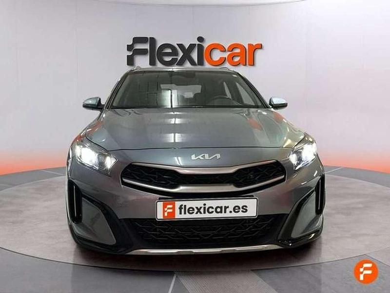 Usado Kia XCeed 116 CV (85 kW) 2025 Gris SUV