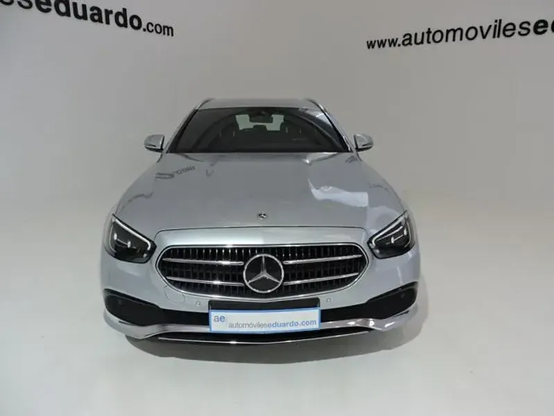 Käytetty Mercedes E220 194 HP (142 kW) 2021 Harmaa Farmari