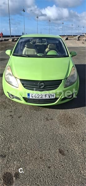 Usado Opel Corsa Sport 90 HP (66 kW) 2007 Verde Citadino