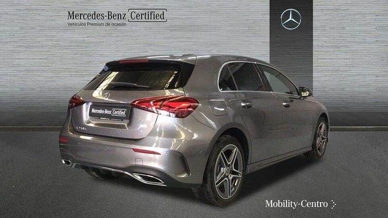 Usado Mercedes A250 AMG line 217 CV (159 kW) 2024 Iridiumsilver, metallic paint Utilitario