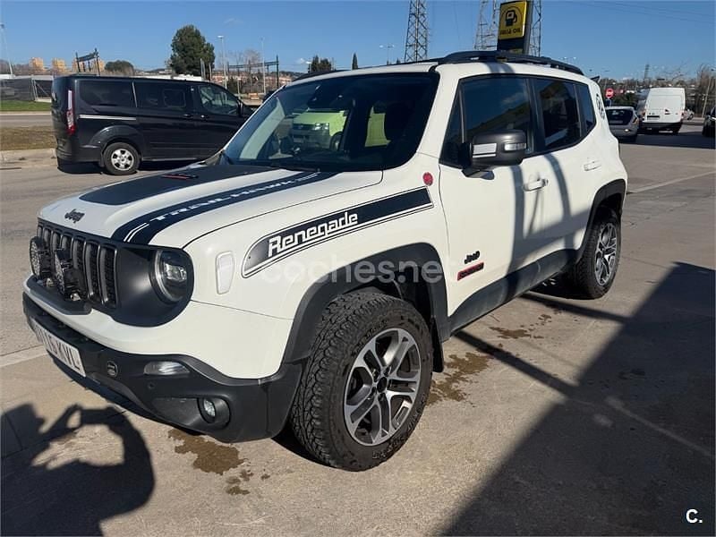 Usado Jeep Renegade Trailhawk 170 CV (125 kW) 2019 Blanco SUV