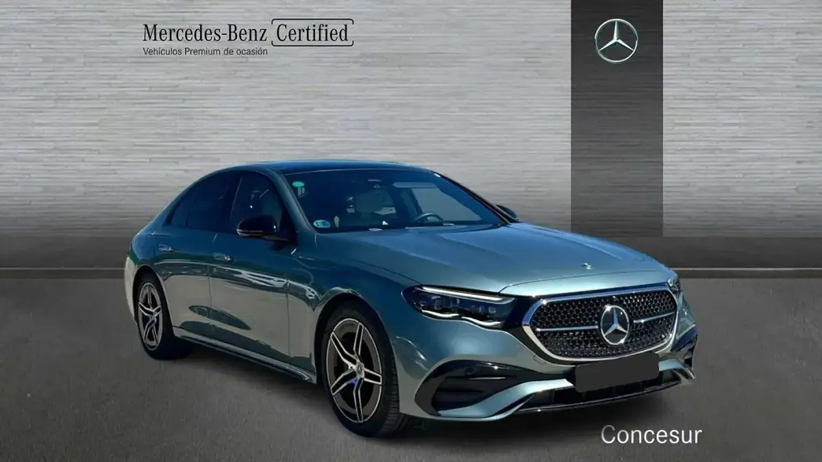 Usado Mercedes E220 197 CV (144 kW) 2025 Verde Berlina