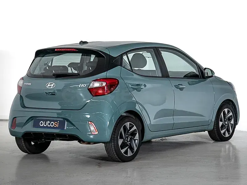 Usado Hyundai i10 67 CV (49 kW) 2023 Verde Utilitario