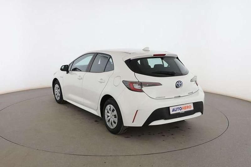 Usado Toyota Corolla Active 122 CV (89 kW) 2020 Blanco Berlina