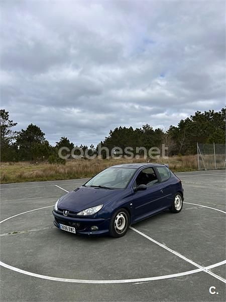 Usado Peugeot 206 GTi 138 CV (101 kW) 2002 Azul Berlina