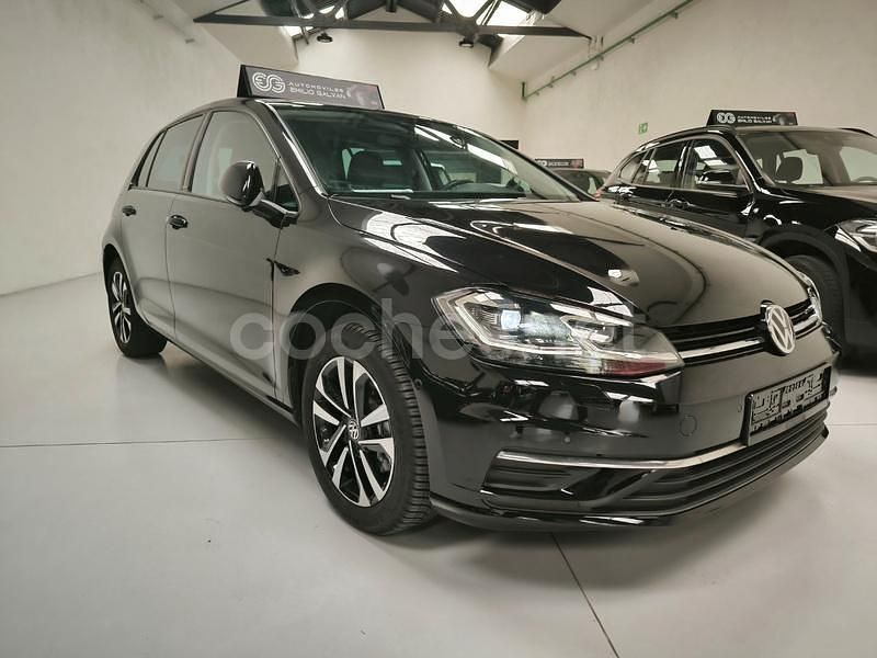 Negro Usado 2020 VW Golf VII Edition Berlina | 17.900 € (Precio justo) - Imagen 1/4