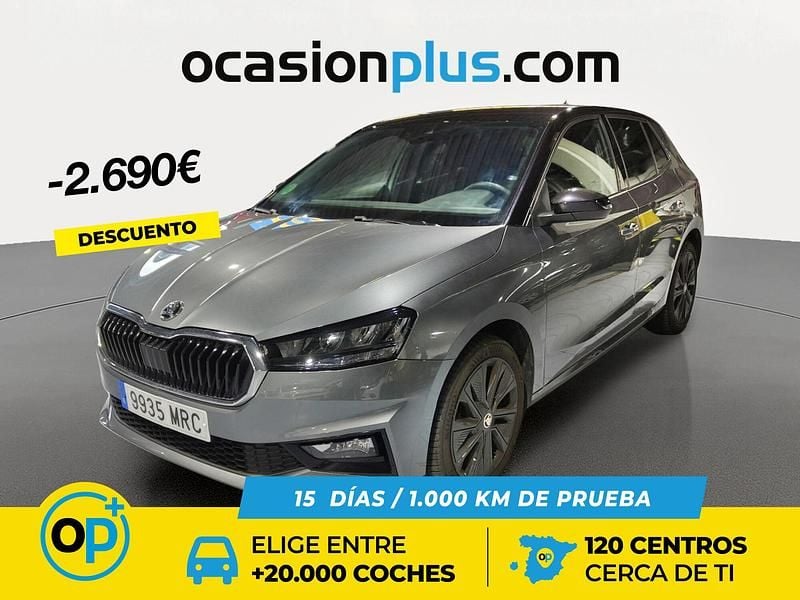 Usado Skoda Fabia 115 CV (84 kW) 2024 Gris Berlina