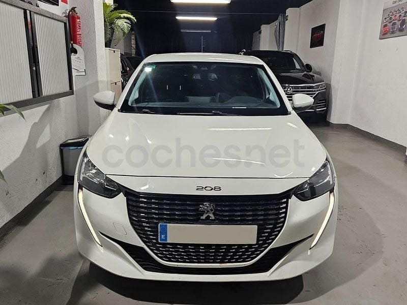 Usado Peugeot 208 Allure 100 CV (73 kW) 2020 Blanco Utilitario