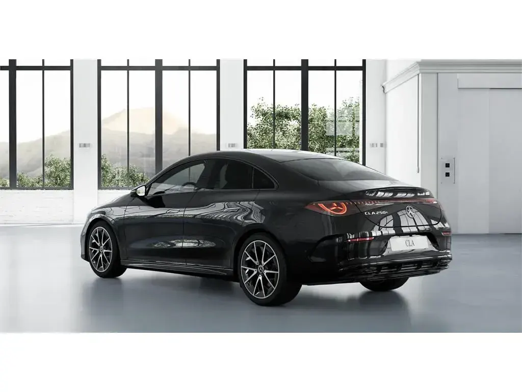 Usado Mercedes CLA 250+ 200 kW (272 CV) 2025 Negro Berlina