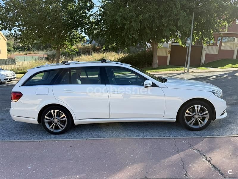 Usado Mercedes E220 170 CV (125 kW) 2015 Blanco Familiar
