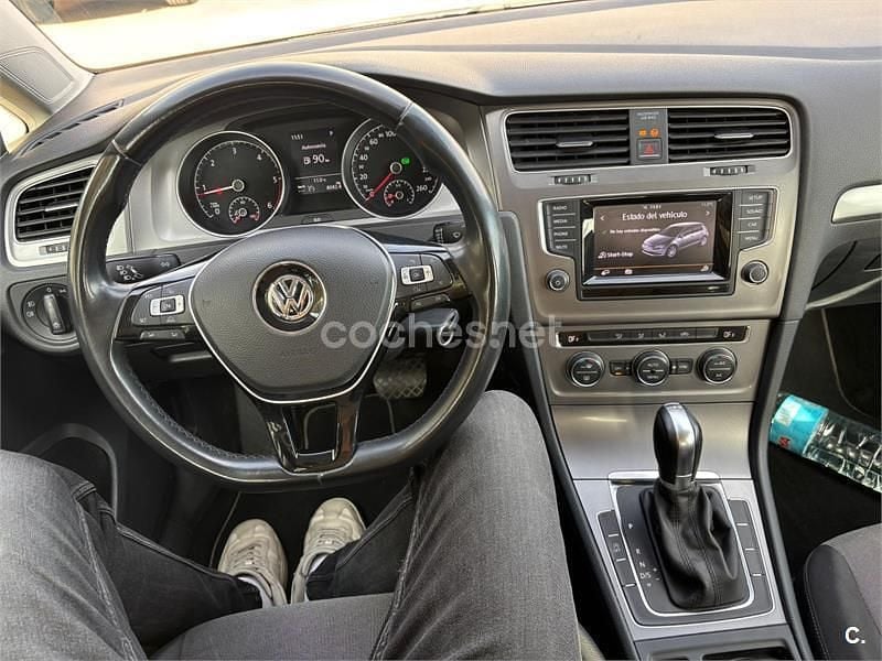 Gris / plata Usado 2015 VW Golf VII Business Berlina | 9990 € (Super precio) - Imagen 1/4