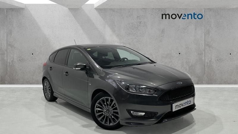 Gris Usado 2018 Ford Focus ST-Line Utilitario | 10.540 € (Super precio) - Imagen 1/4