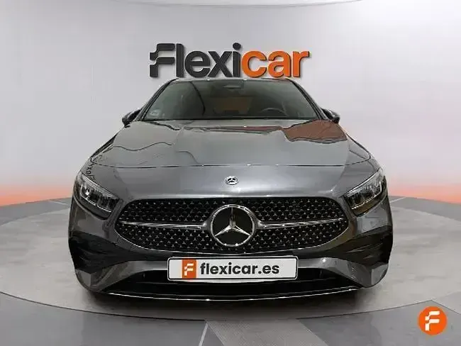 Usado Mercedes A220 190 CV (139 kW) 2024 Gris