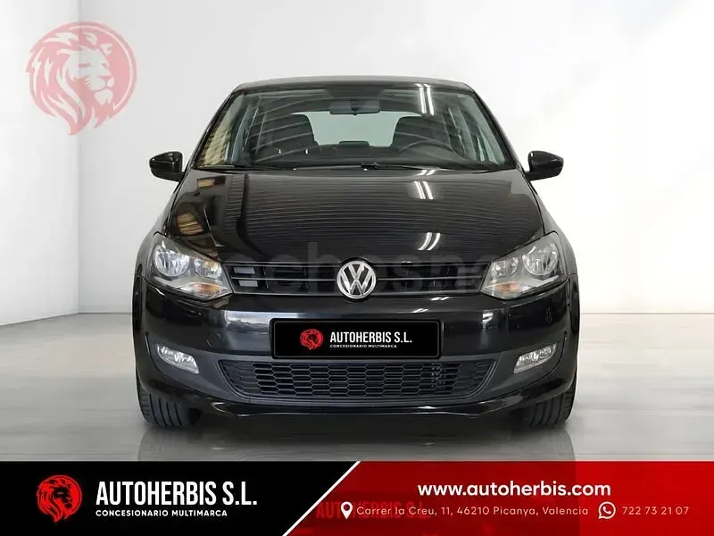 Usado VW Polo 75 CV (55 kW) 2013 Negro Utilitario