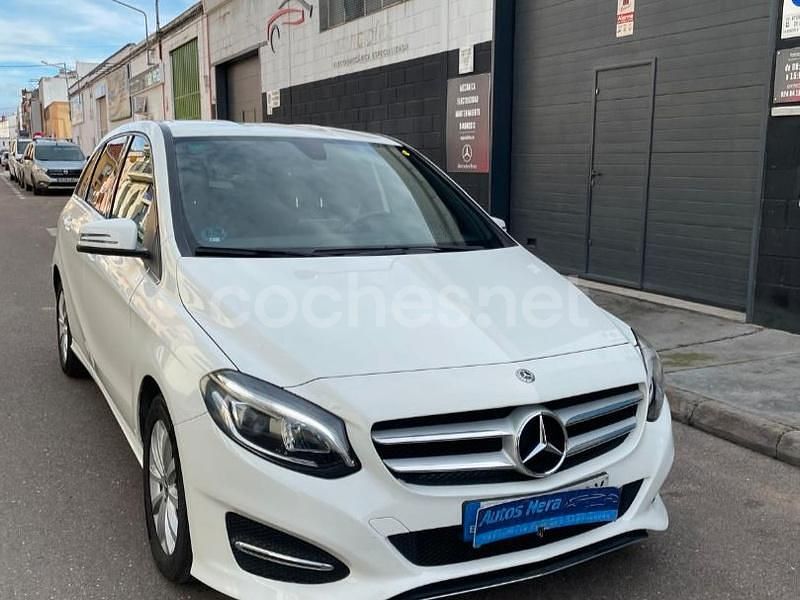 Blanco Usado 2017 Mercedes B200 Monovolumen | 16.500 € (Precio justo) - Imagen 1/4